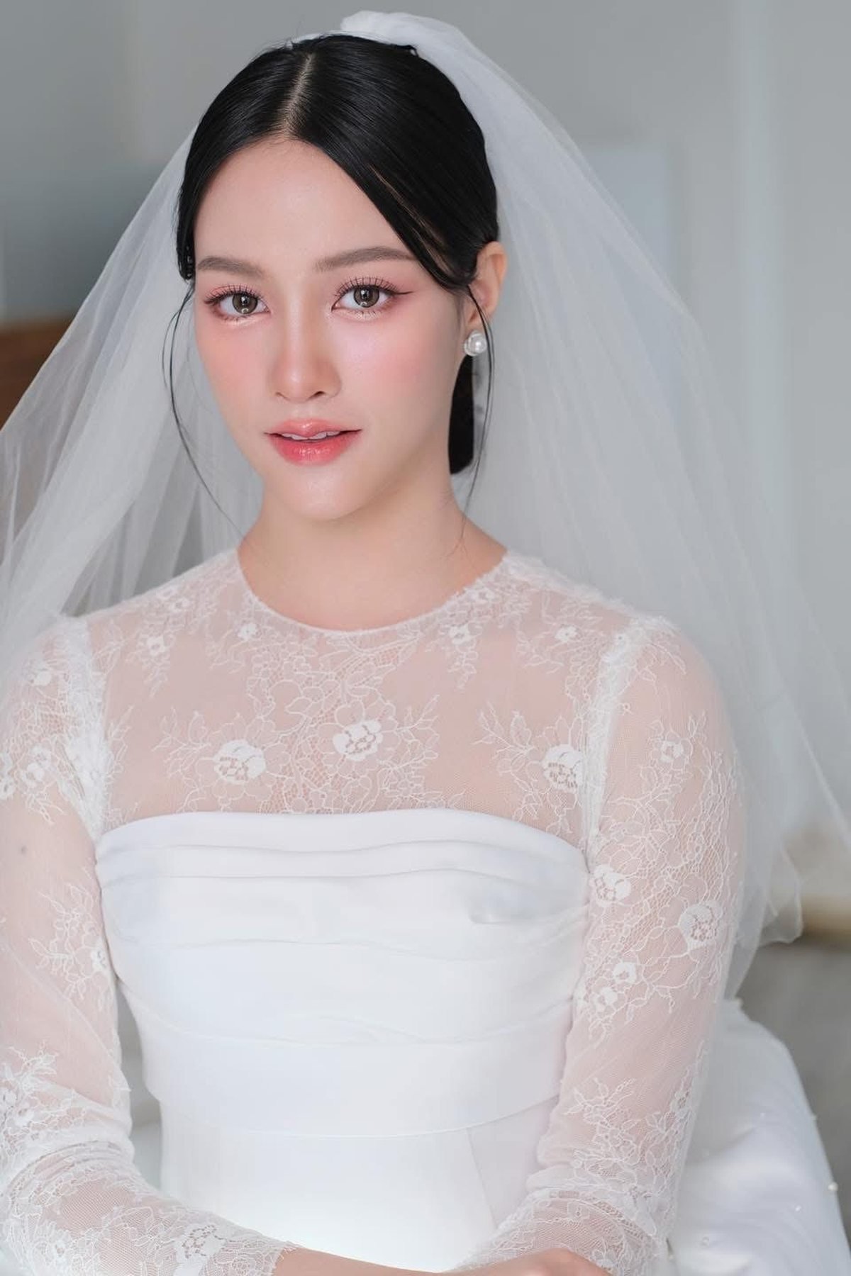 Bridal makeup Bangkok — bride by Make Up Is My Buddy
